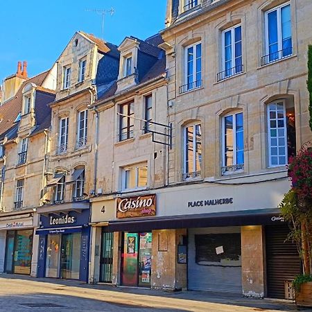 Elegant Studio En Hypercentre Dans Le Quartier Historique Anime Avec Parking Gratuit Caen Buitenkant foto